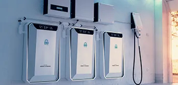 Baterias solares instaladas em parede