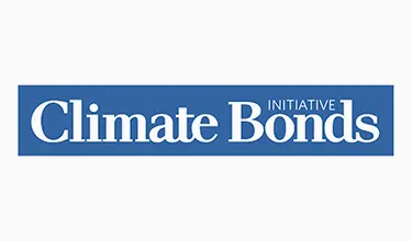 Logotipo 'Climate Bonds Initiative' em branco sobre faixa azul.